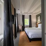 Hotel Chateau