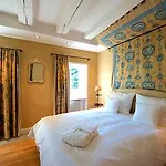 Chateau 3* Schengen