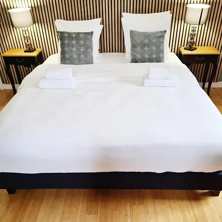 Отель Chateau 3*
