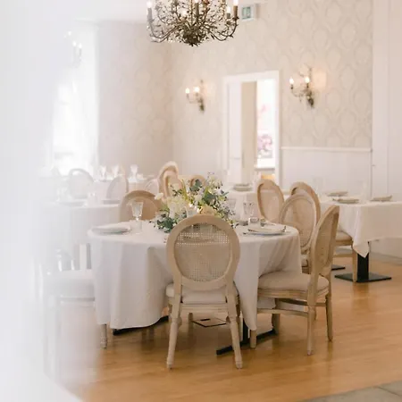 Chateau 3* شنغن