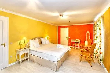 Отель Chateau 3*